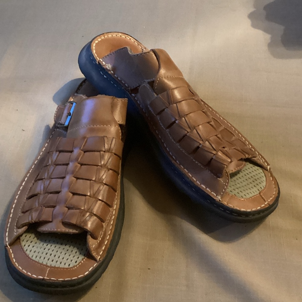 NWOT Dr. Scholl's Tan Leather Men's Sandals